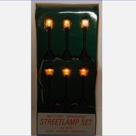 DEPARTMENT 56 - Village Accessories Series - Street Lamp Set - In Original Box - Picture 2 of 8